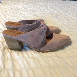Jeffrey Campbell Cyrus Bow Mules PINK size 10